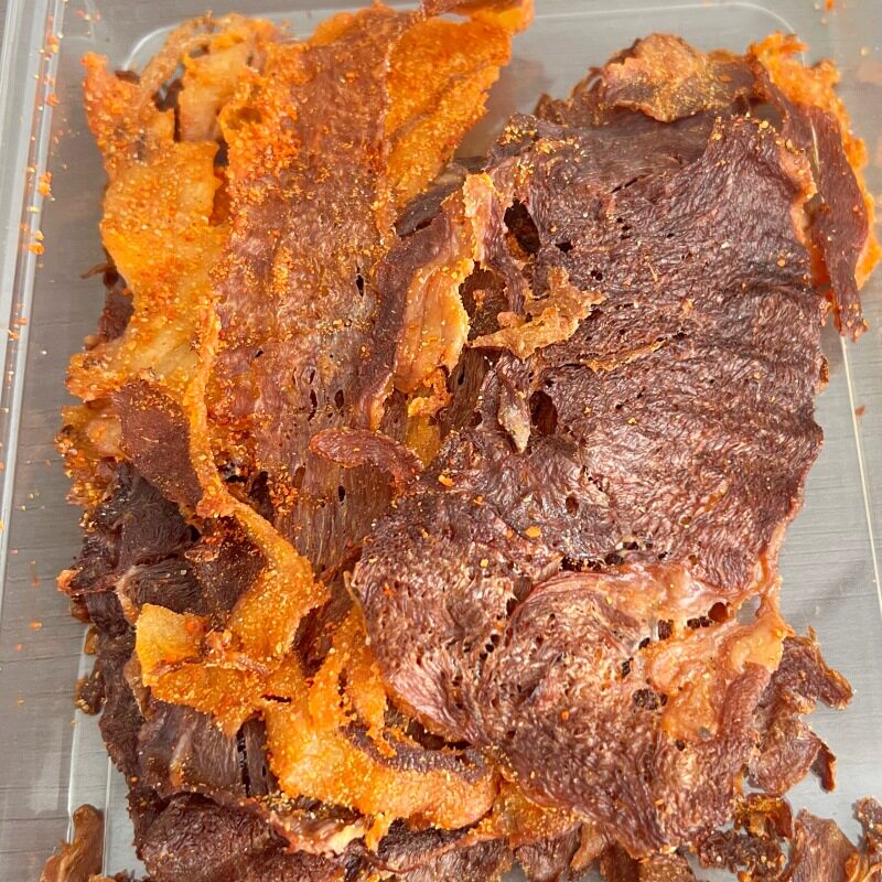 乳子牛牛胸口肉薄脆肥瘦牛肉脆片内蒙古休闲办公室零食50g非油炸