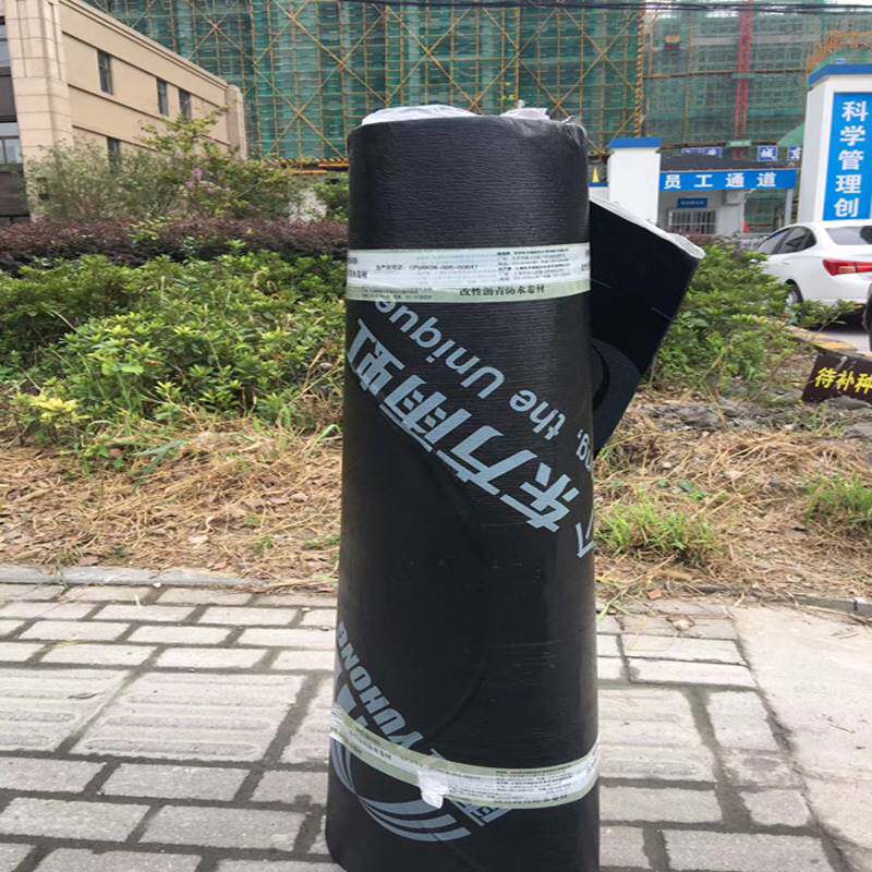 雨虹防水 东方雨虹SBS铂金沥青防水卷材热熔型屋顶补漏防水涂料胶属于什么档次？