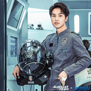 Killerbody千世機甲1 授權地表服頭盔 1可穿戴電影流浪地球正版