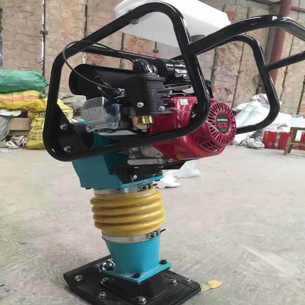 汽油打夯机手持式汽油打夯机内燃冲击夯夯实机内燃汽油打夯机