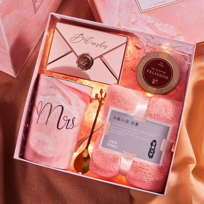 伴手礼伴郎小礼品成品结婚回礼物品婚礼伴娘礼物宾客礼盒套装婚庆