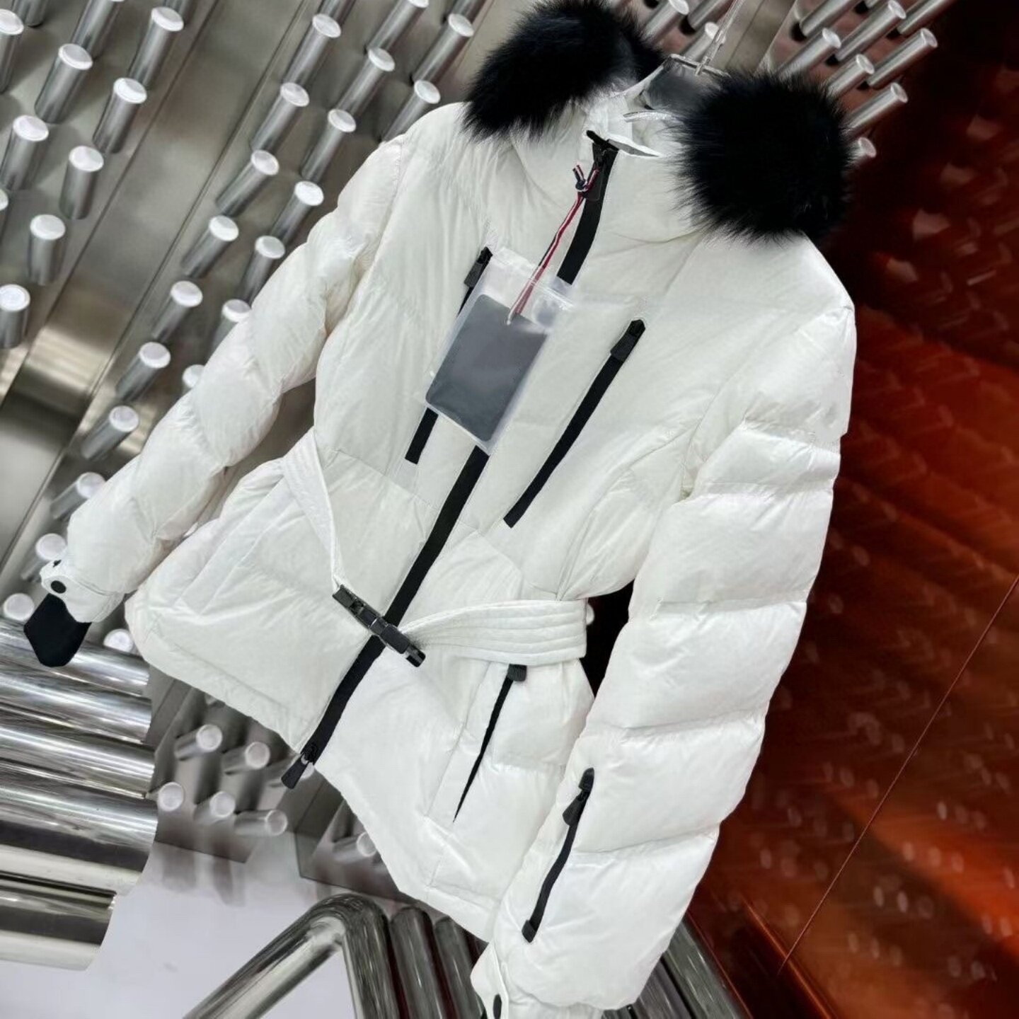 狐狸毛领十羽绒服外套90鹅绒柔软充羽量蓬松饱满显瘦显白上衣女款