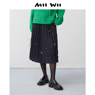 末未MIIWII24春黑色印花料半身裙压褶摆裙Q241150女士