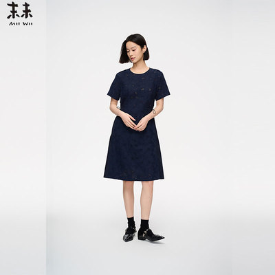 MIIWII末未25夏藏青色全棉绣花料收腰显瘦连衣裙女L252150