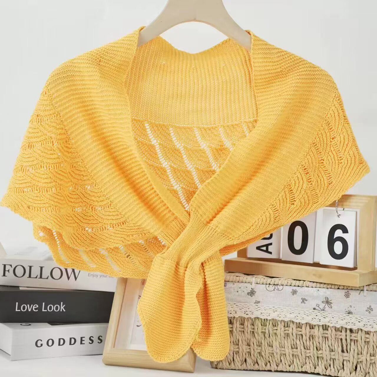 新中式新款镂空鱼尾纹小披肩纯色遮阳清新保暖空调肩假领打结外搭