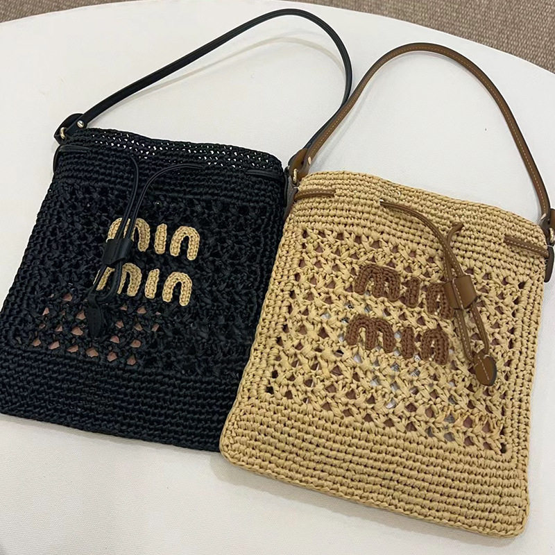 ins网红同款休闲百搭夏季编织通用款女包