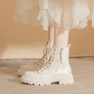 真皮厚底白色马丁靴女款2026年春季英伦风巨好看内增高瘦瘦靴短靴