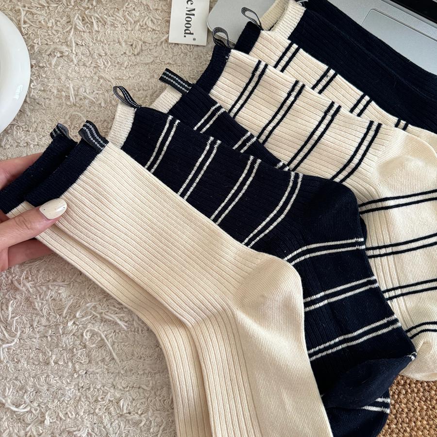 新款ins后跟布标袜子女中筒袜春秋条纹拼色百搭款学院风堆堆袜