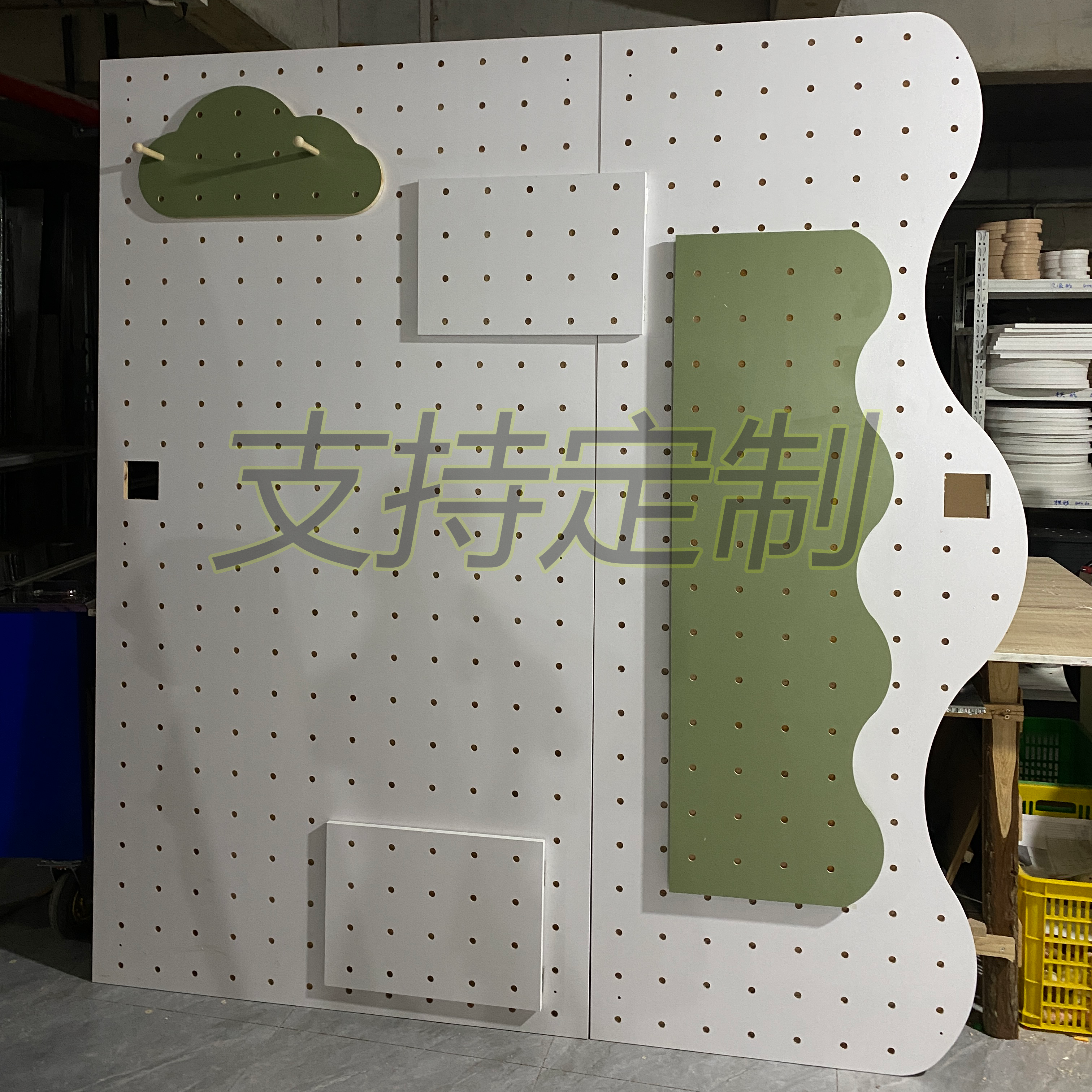 墙上玄关卧室洞洞板置物架家用桌面收纳搁板多功能装饰展示架定制