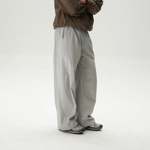 吸湿排汗功能不规则剪裁速干长裤