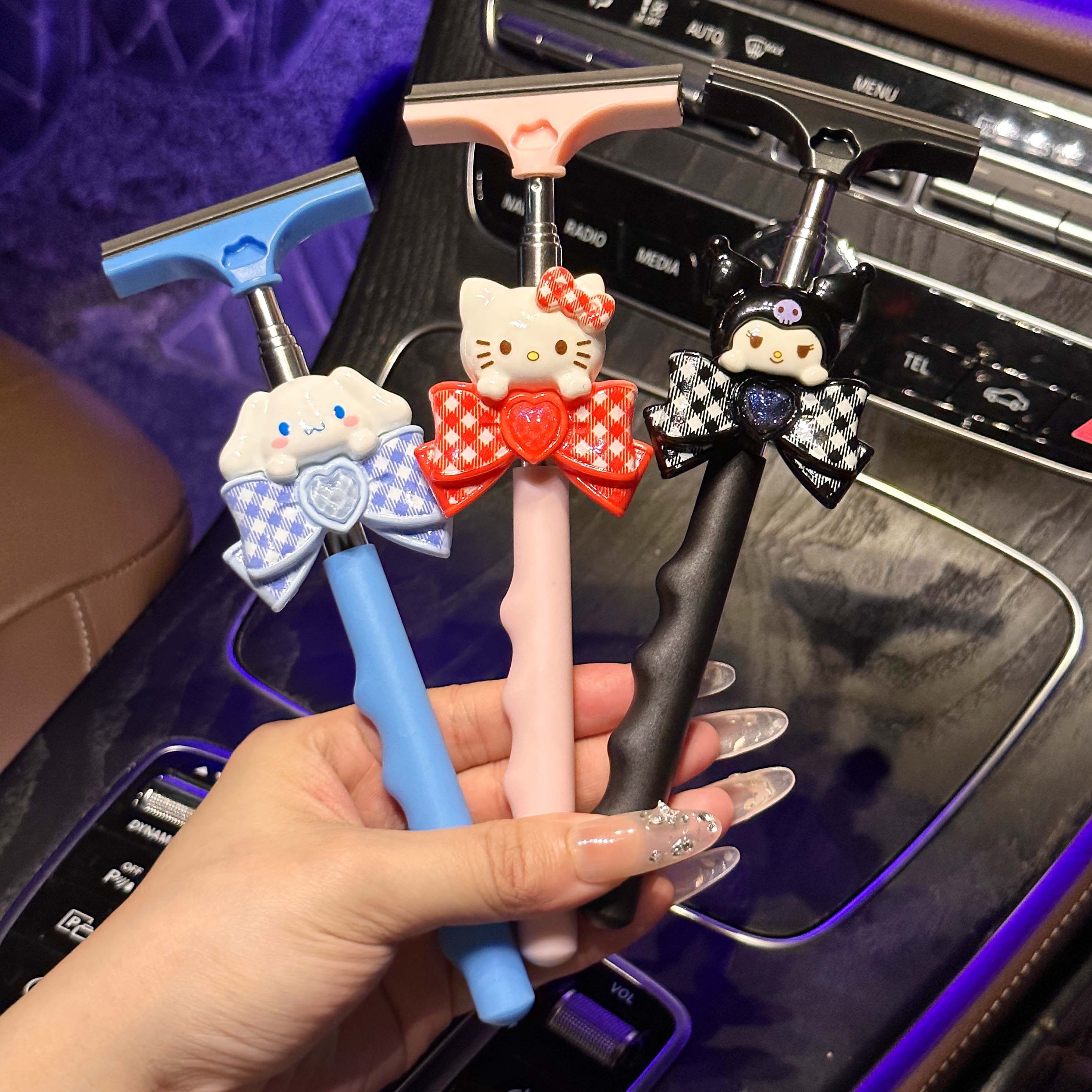 三丽鸥汽车后视镜刮水器雨刮器可伸缩多功能擦反光镜除雾清洁神器