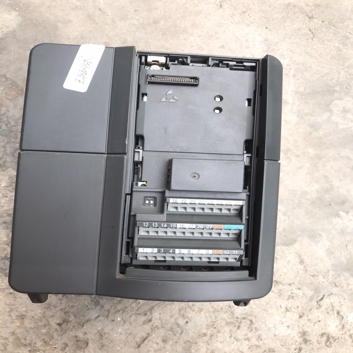 西门子变频器6SE6440-2UD24-0BA1 4KW 3