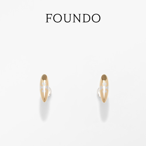 FOUNDO18K白金麦粒符号耳钉