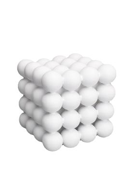 欧式创意树脂白色圆球堆积正方体摆件样板房售楼部卧室书房装饰品