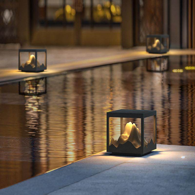 室外柱头灯太阳能景观灯庭院门柱灯山峦柱头灯现货别墅墙角景观灯