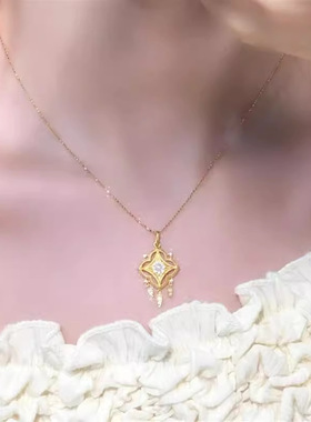 夜空闪动星星项链灵动跳动的心锁