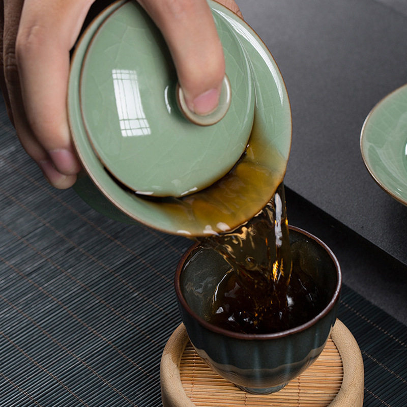 龙泉青瓷功夫茶具套装 三才盖碗敬茶杯 陶瓷茶具 陶瓷茶盘