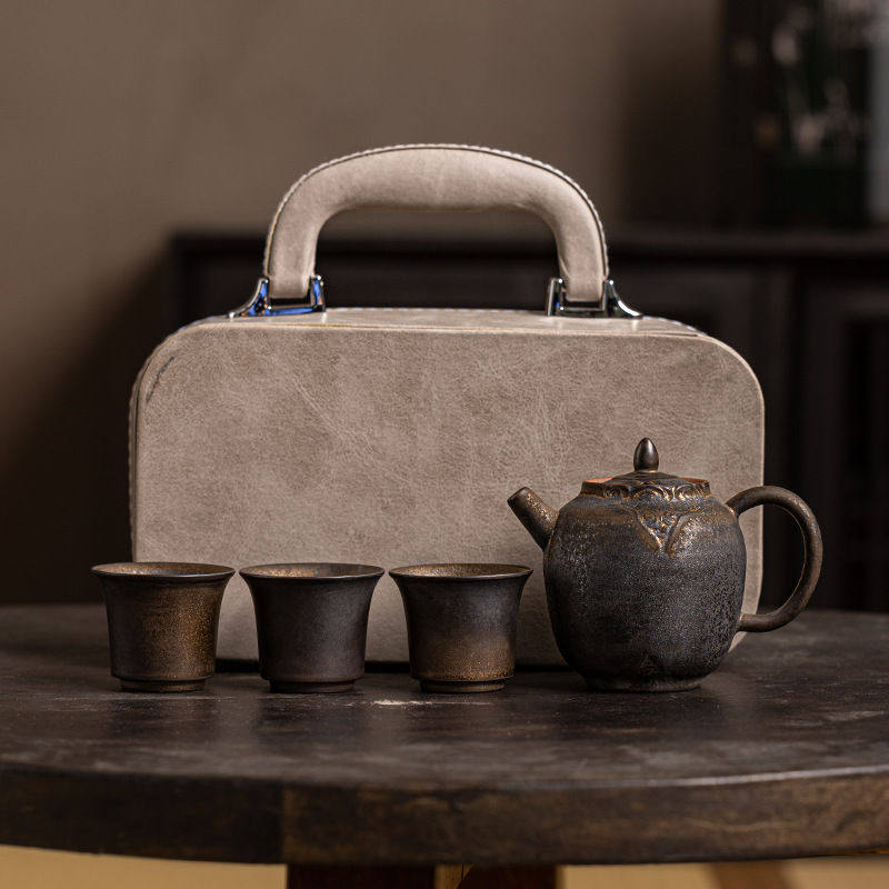 2025新款时尚便携铁锈釉陶瓷茶杯套装旅行户外家用三杯分档茶壶