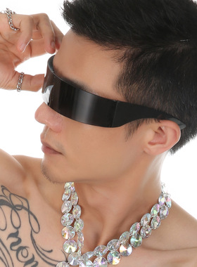 赛博朋克圆弧遮阳太阳镜凹造型