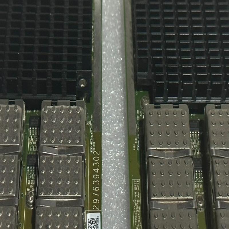 PC8100 QSFP?Module 05KFVW 40G扩