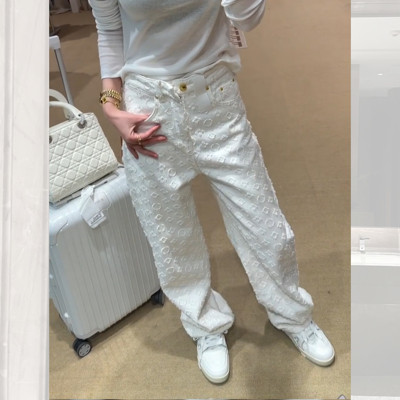 白色老钱风高腰提花牛仔裤女2026新款春季小众高级感显瘦直筒裤子