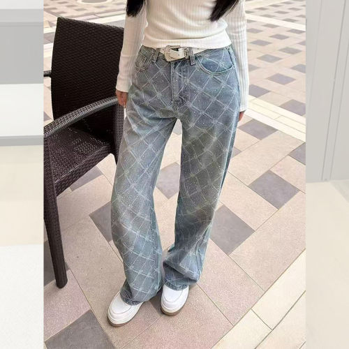 浅蓝色重工烫钻提花牛仔裤女