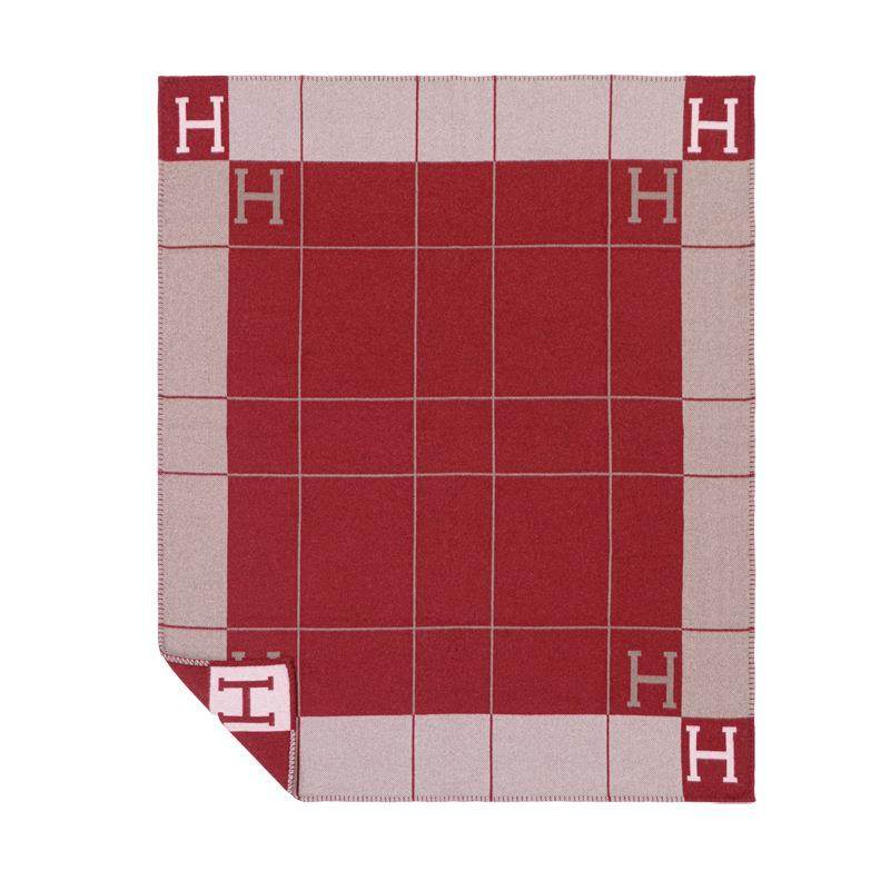 轻奢羊毛羊绒H字母毛毯空调被子办公室盖毯客厅沙发毯子家居摆件