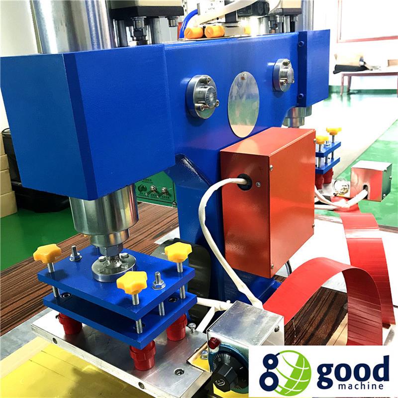 供应昆山高周波GD-5000HTA篮球压花泳圈雨衣高频热合机熔接机