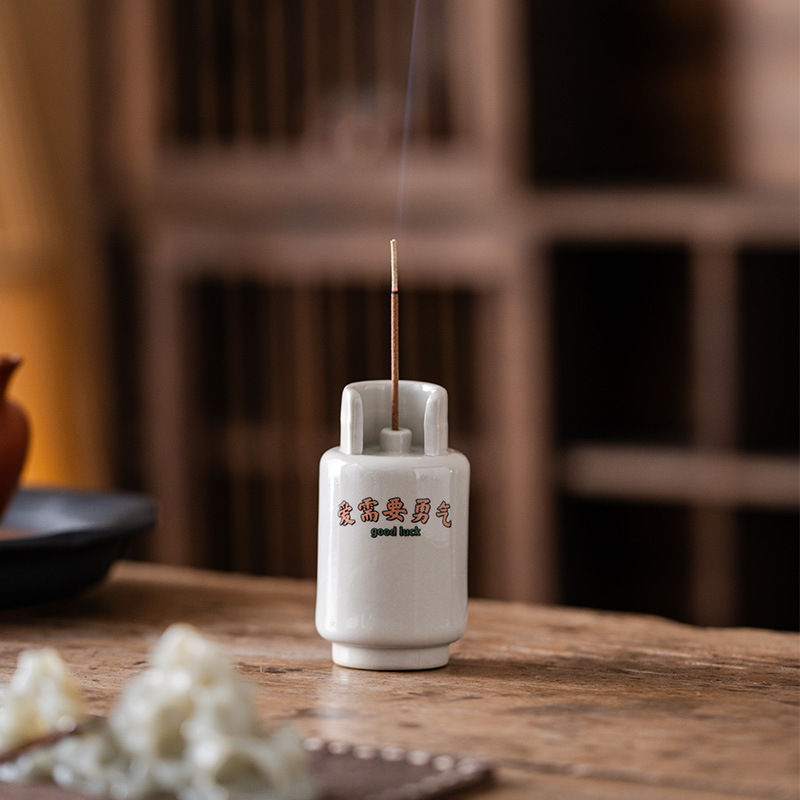 爱需要勇气煤气罐创意吉祥物香插香薰炉香器摆件香托香座茶宠摆件