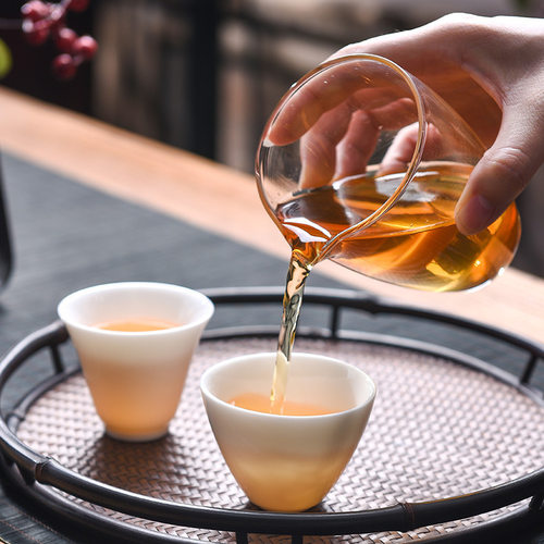 Dehua sheep fat jade white porcelain small tea cup, master cup, ceramic tea cup, home tea cup, Kung Fu tea cup, single