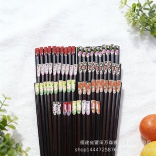 New product launched: Japanese style solid wood creative wooden chopsticks, pointed nail chopsticks gift box, printed w