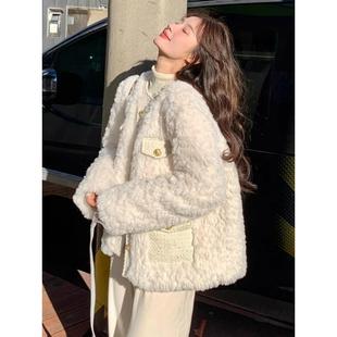 小香风羊羔毛短款外套女2025年冬季新款海宁皮草泰迪熊卷毛上衣