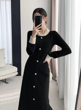 欧洲站新款高级感名媛赫本风重工珍珠绝美黑色外穿打底针织连衣裙