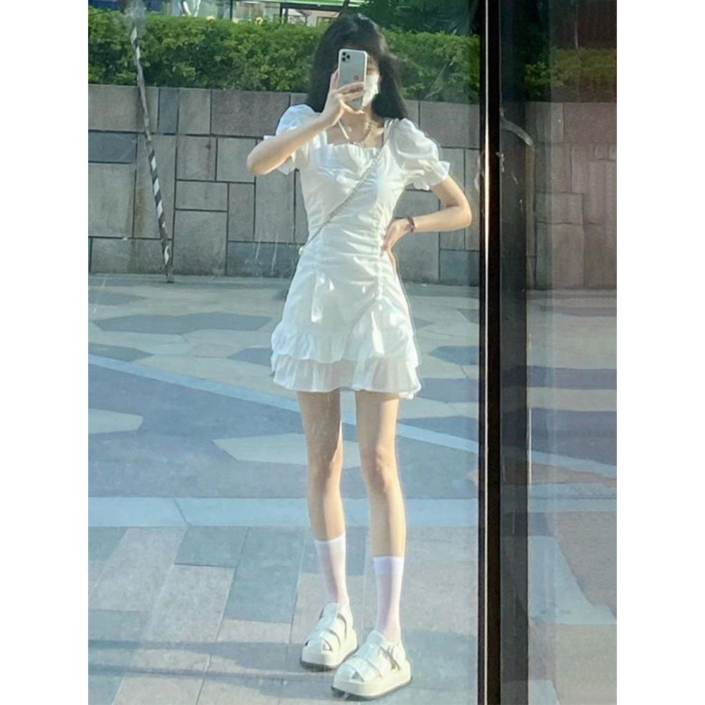法式初恋别致连衣裙女2025夏季新款褶皱不规则蛋糕裙修身包臀短裙