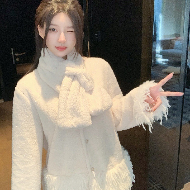 千金小香风秋冬可爱法兰绒睡衣女