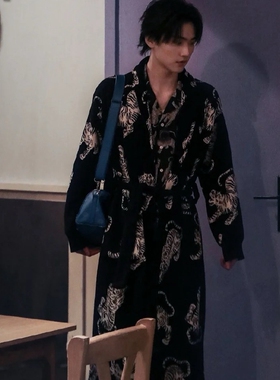 黑色老虎情侣睡衣男女2025新款秋冬季珊瑚绒睡袍浴袍套装柯淳同款