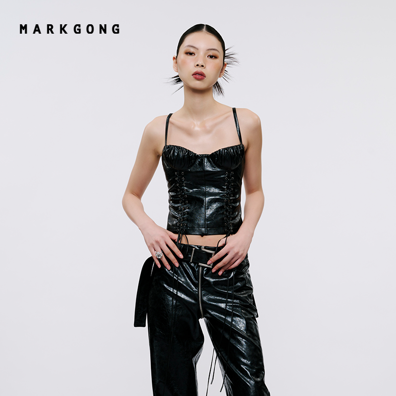 【MARKGONG】女装设计感气质甜酷高级流行独特绑带装饰吊带上衣