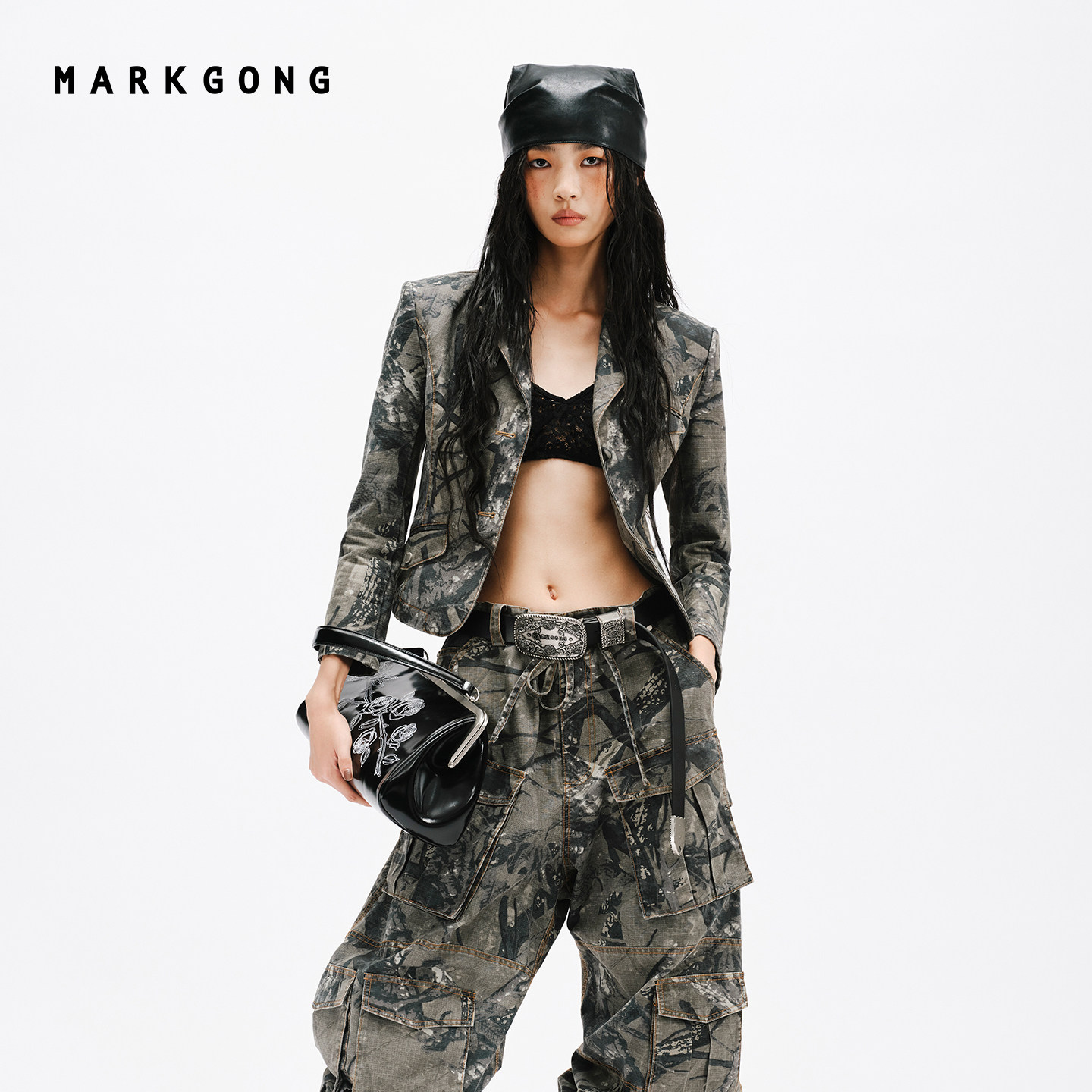 【MARKGONG】设计感时尚迷彩修身西装2026春夏新品女装上衣