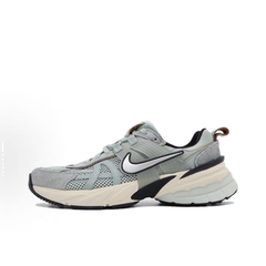 耐克NIKE女鞋V2K RUN运动鞋复古老爹鞋休闲舒适跑步鞋 FN6703-003