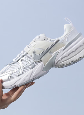 耐克女 V2K RUN老爹鞋低帮轻便舒适复古运动跑步休闲鞋FD0736-104