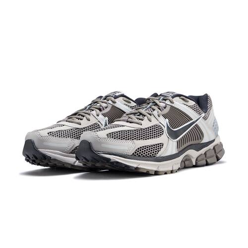 NIKE/耐克ZOOM VOMERO 5耐克迈柔男子复古休闲运动鞋FB9149-005