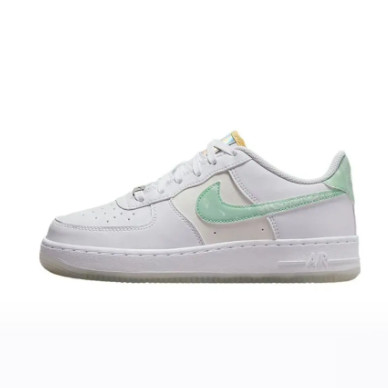 Nike Air Force 皮革 防滑减震 低帮 板鞋 白绿 青少年FJ7706-131