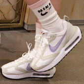 耐克 女子缓震透气跑步运动休闲鞋 Air NIKE Max Dawn DC4068 100