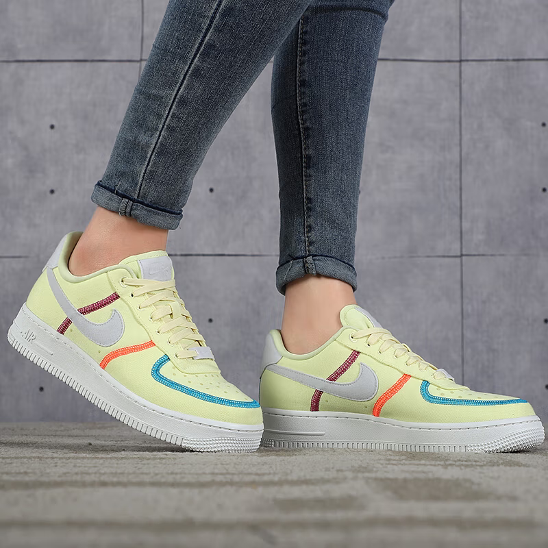 NIKE/耐克 Air Force 1 女子空军解构糖果色休闲板鞋 DD0226-700