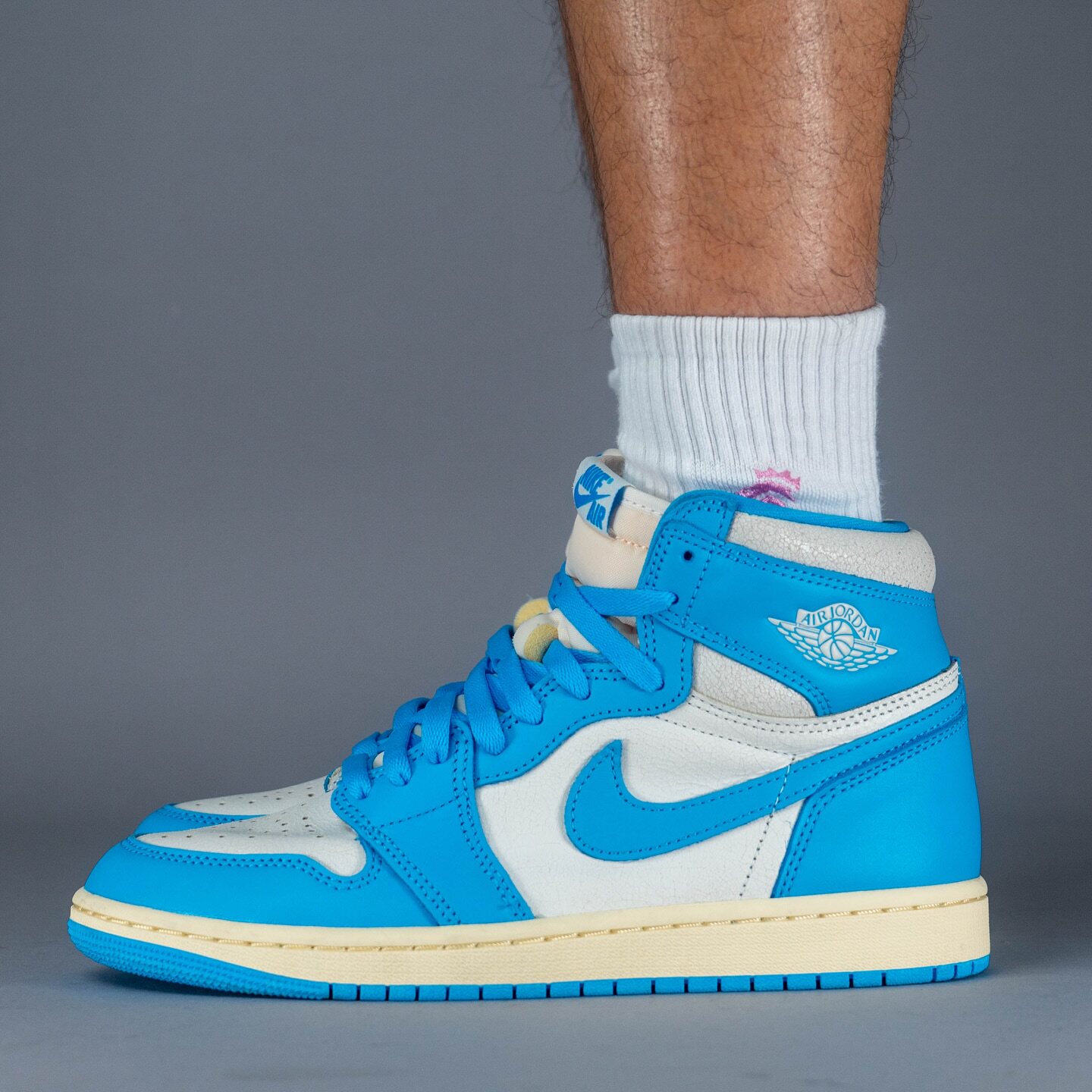 NIKE/耐克男鞋Air Jordan 1 AJ1蓝白北卡蓝 高帮篮球鞋DZ5485-402