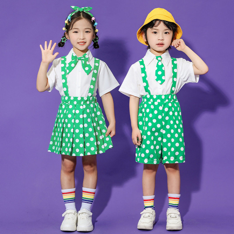 六一儿童演出服幼儿园绿色可带背带裤表演服男童女童大合唱舞蹈服