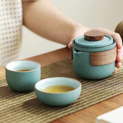 领艺旅行茶具套装家用户外轻奢便携式包日式功夫快客杯一壶二杯属于什么档次？