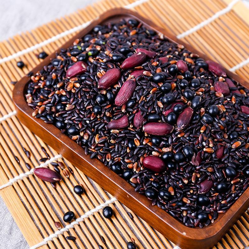 黑豆米芝麻花生糯月子餐早