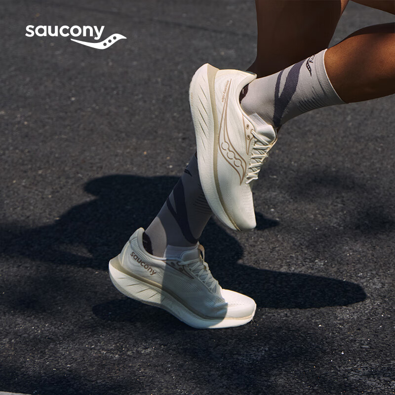 Saucony索康尼RIDE系列驭途18