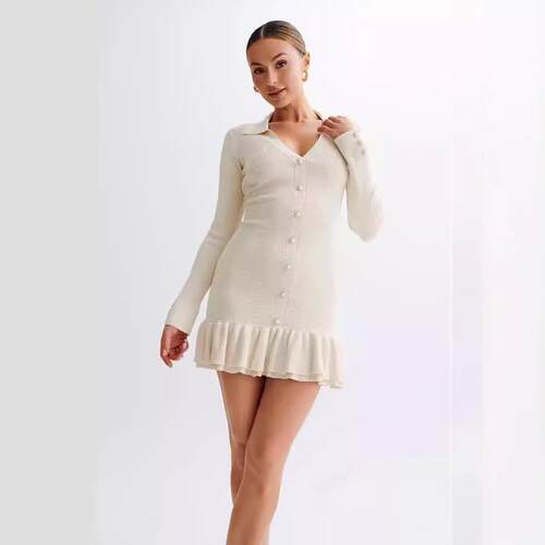 Long sleeved pearl button small fragrant style dress